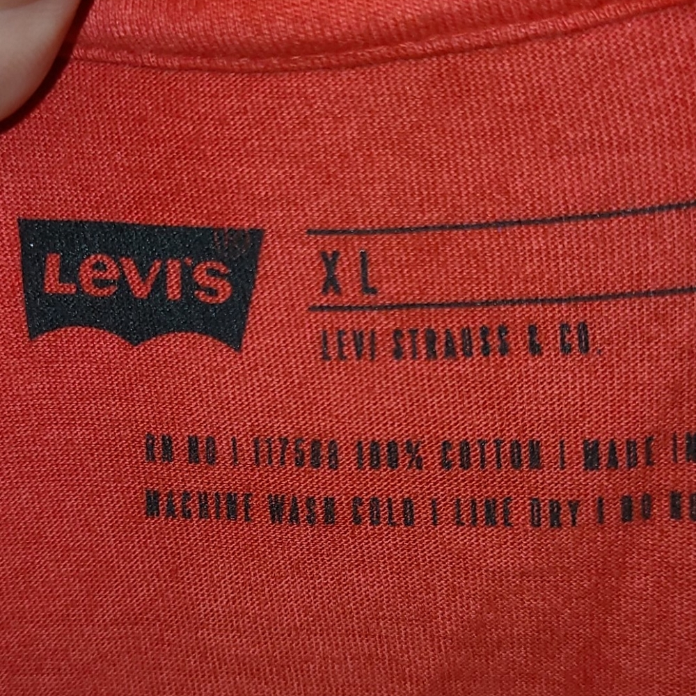 Levi's red white blue shirt - Picture 13 of 16